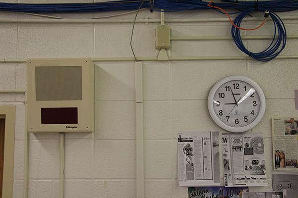GHS moves to analog clocks