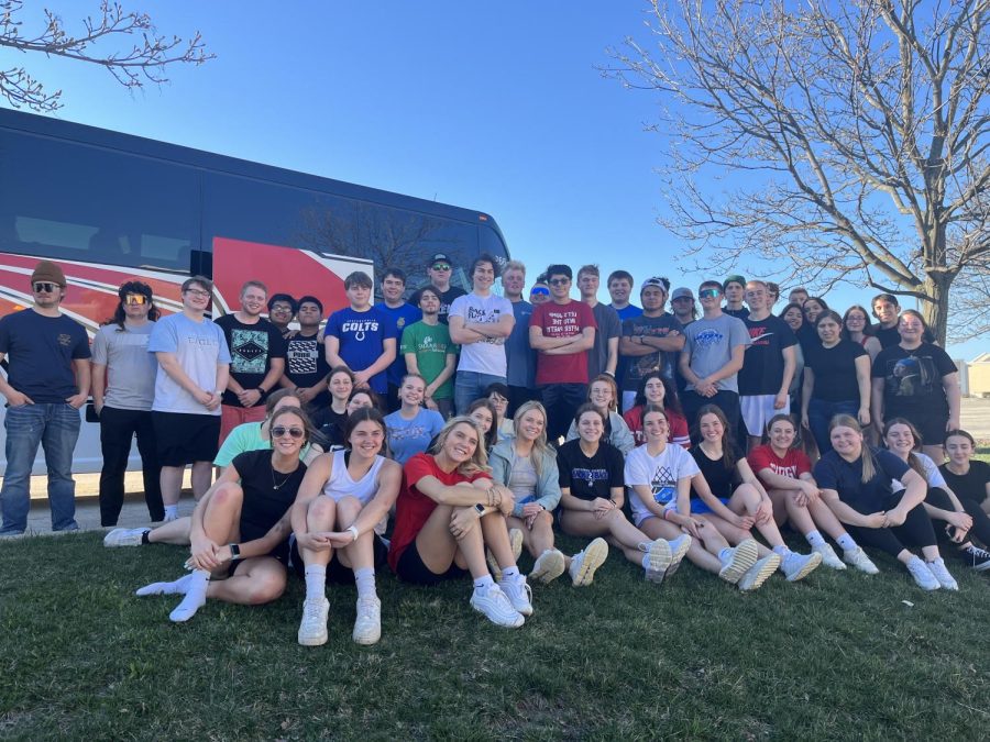 The+beginning+of+the+end+has+commenced+as+seniors+celebrate+their+final+high+school+moments+together.+They+went+to+Shaumburg%2C+Illinois+for+their+senior+trip+on+April+12th+where+they+played+golf%2C+laser+tag%2C+shopped%2C+and+more.+As+their+days+together+come+to+an+end%2C+they+look+back+at+all+they%E2%80%99ve+been+through+together+and+all+they%E2%80%99ve+accomplished+as+a+class.+%E2%80%9CLooking+back+at+the+past+four+years%2C+we%E2%80%99ve+really+grown+and+I+think+this+was+my+final+time+realizing+how+much+of+a+family+we%E2%80%99ve+become%2C%E2%80%9D+said+Katelyn+Weide.+%E2%80%9C+I+know+we%E2%80%99re+all+going+to+do+great+in+life+no+matter+where+we+go+or+what+we+do.+But+this+place+will+always+be+our+home.%E2%80%9D