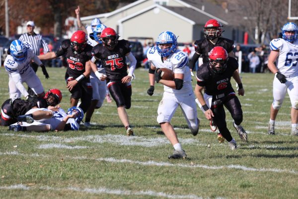 Touchdown! Myles Schumacher ‘25 breaks free and scores a touchdown for the Galena Pirates. The crowd erupted as the Pirates took an early lead. “It felt great to get the first touchdown of the game,” said Schumacher. 