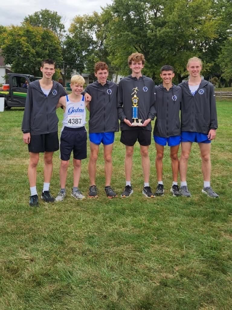 Boys Cross Country Takes First