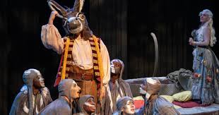 Elfish Shennangans! The ensemble cast perform a scene in A Midsummer Night’s Dream. This was one of the many scenes that got lots of laughs from the audience. “I thought it was a fantastic show. The scenery was really nice and it had me laughing a lot,” said Ms. AB.